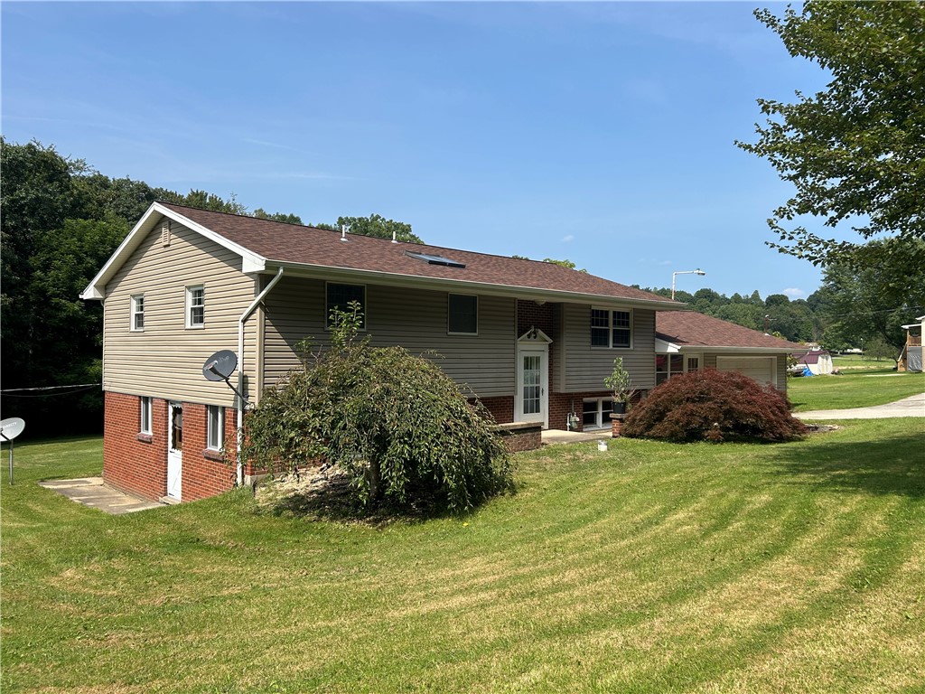 Photo 1 of 20 of 1631 Shady Plain Rd house