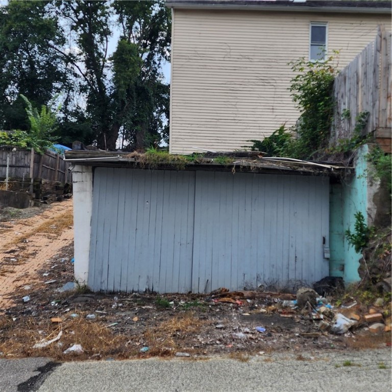 Photo 2 of 2 of 1831 Butler St house