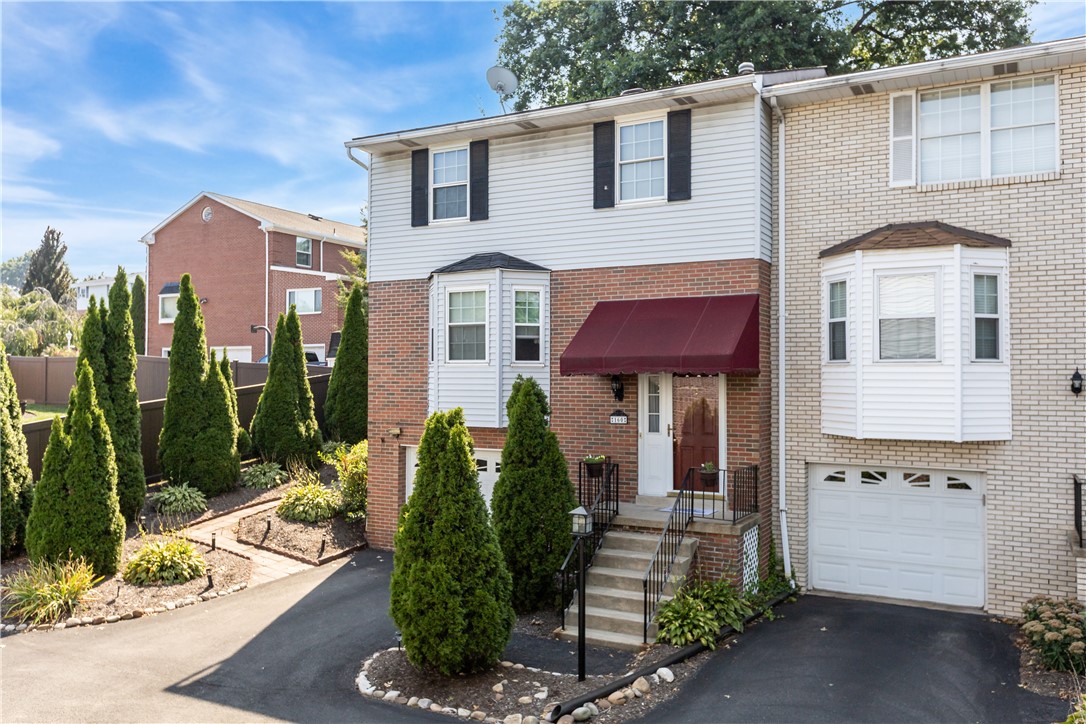 Photo 1 of 24 of 160 Woodstone Lane townhome