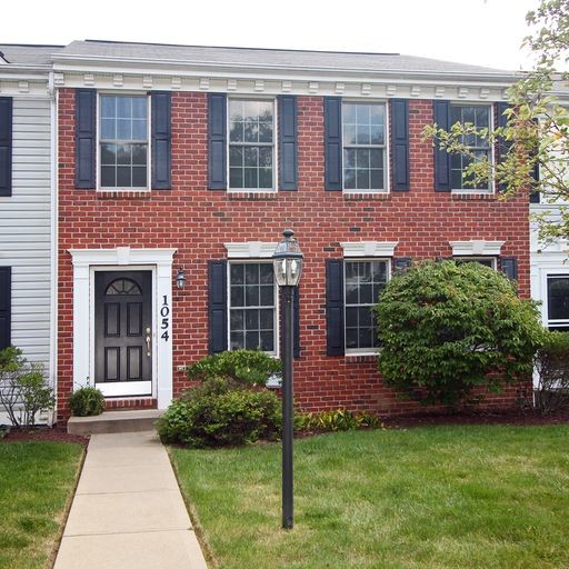 Photo 1 of 32 of 1054 Bayberry Drive townhome