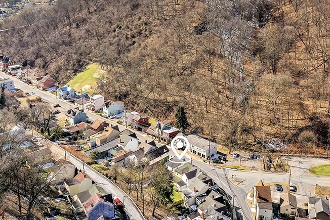 Photo 36 of 37 of 102 Kittanning Pike house