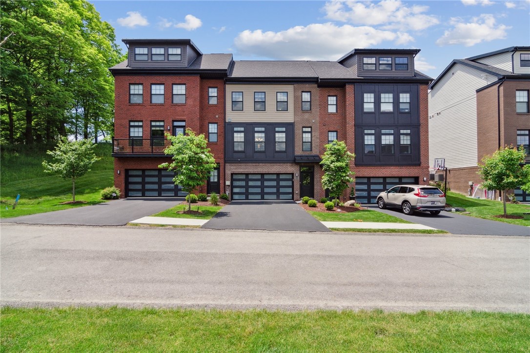 Photo 1 of 29 of 208 KOUSA LANE townhome