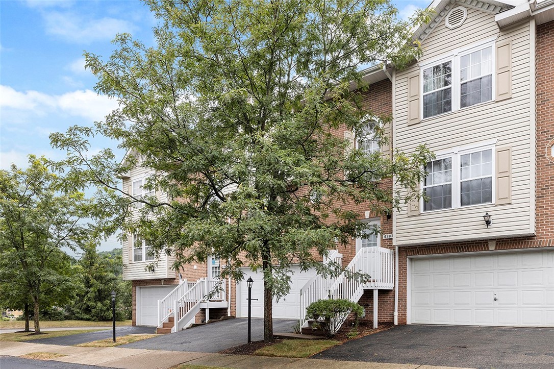 Photo 3 of 30 of 6203 Elter Ct townhome