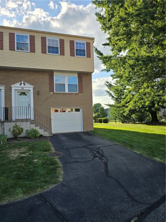 Photo 1 of 1 of 5 Springwood Sq A townhome