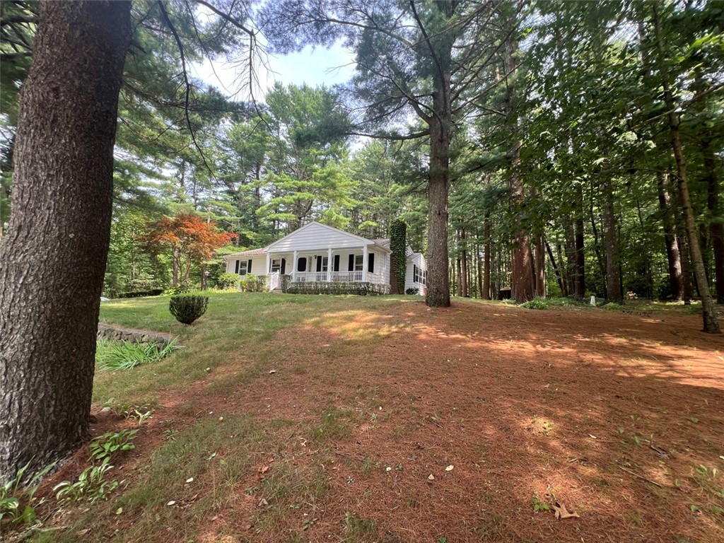 Photo 4 of 45 of 462 Steere Farm Road house