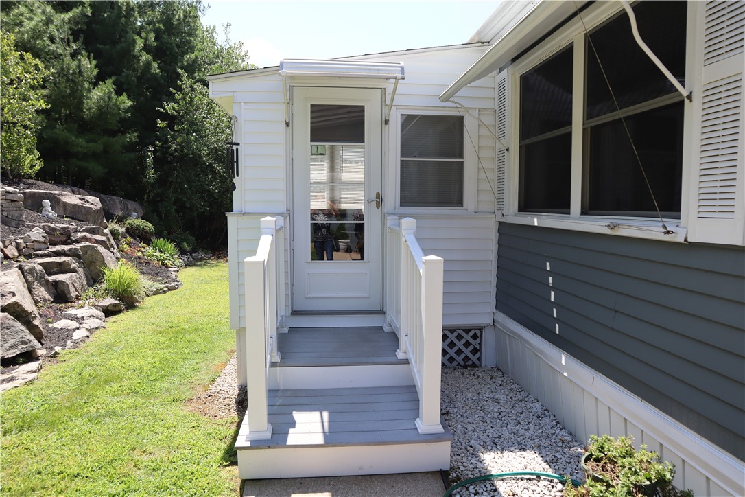 Photo 6 of 25 of 31 Sherwood Valley Lane mobile home