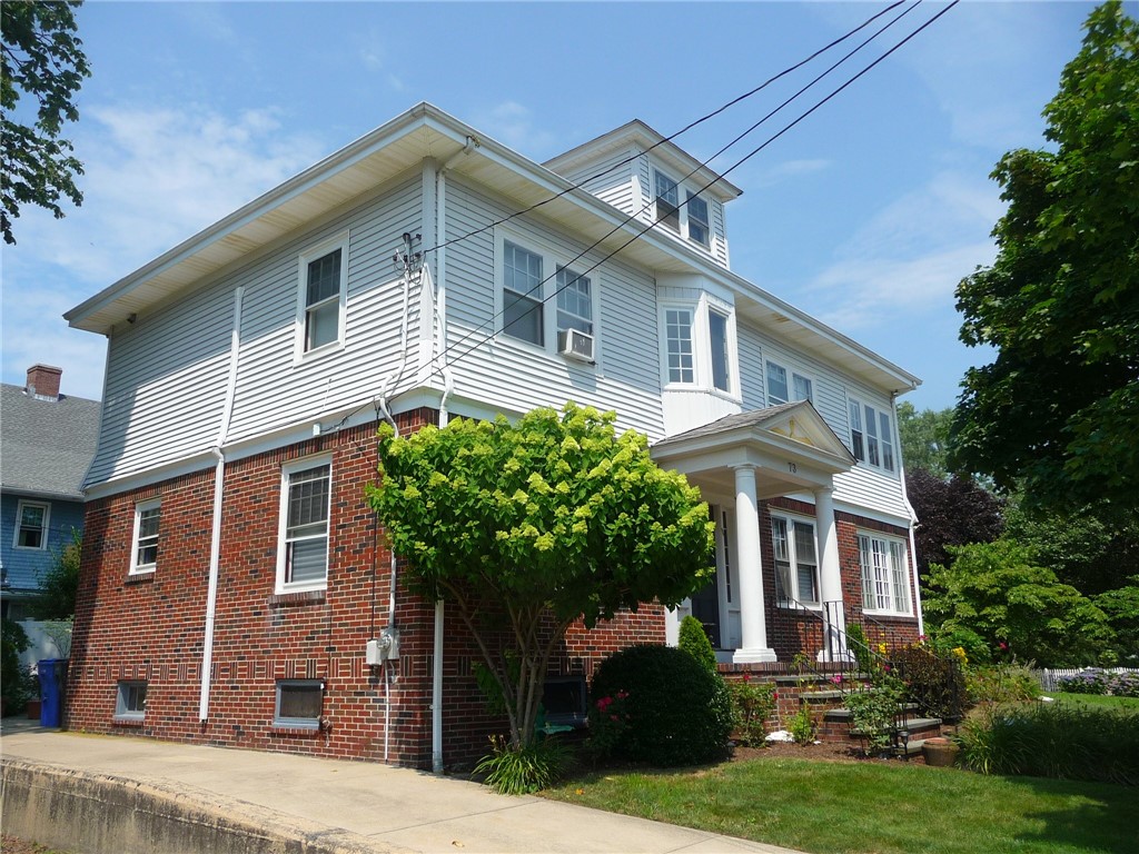 Photo 2 of 49 of 73 Shaw Avenue house