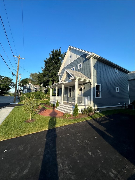 Photo 5 of 14 of 43 Division Street house