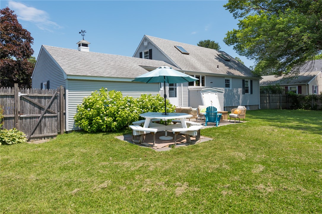 Photo 6 of 35 of 65 Grassy Plains Road house