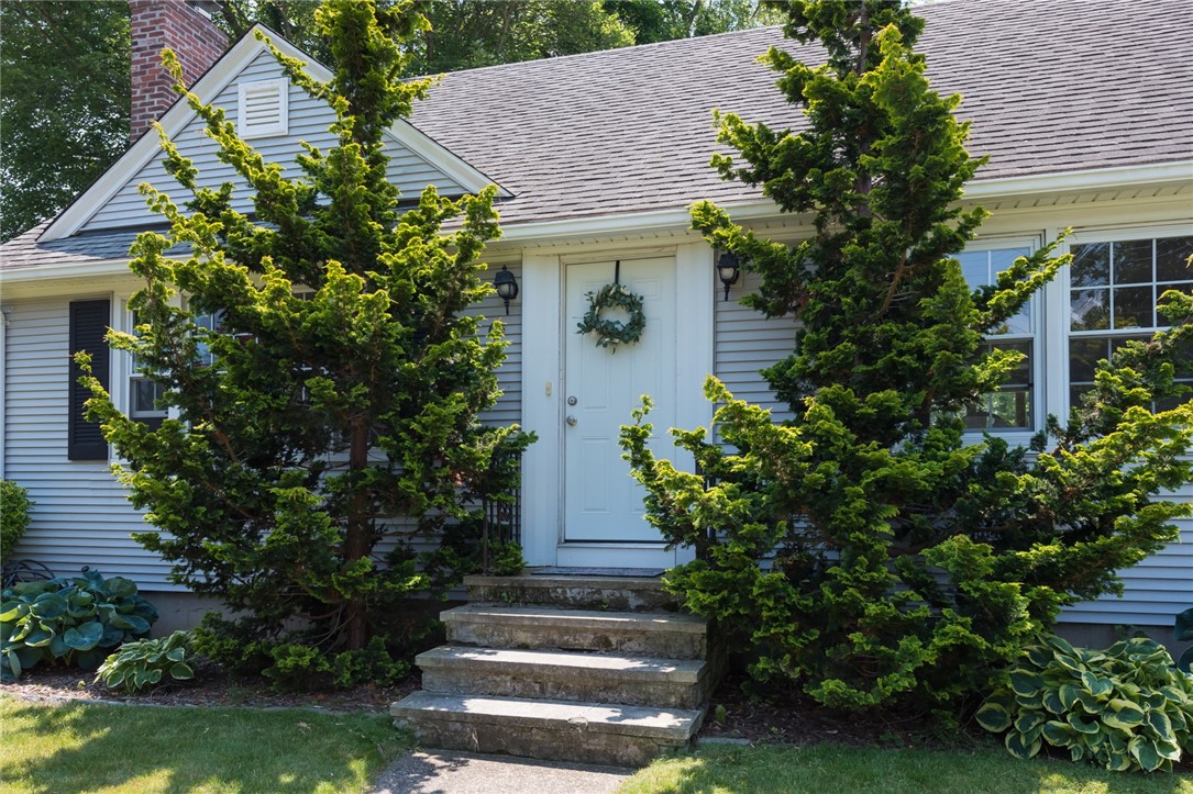 Photo 9 of 35 of 65 Grassy Plains Road house