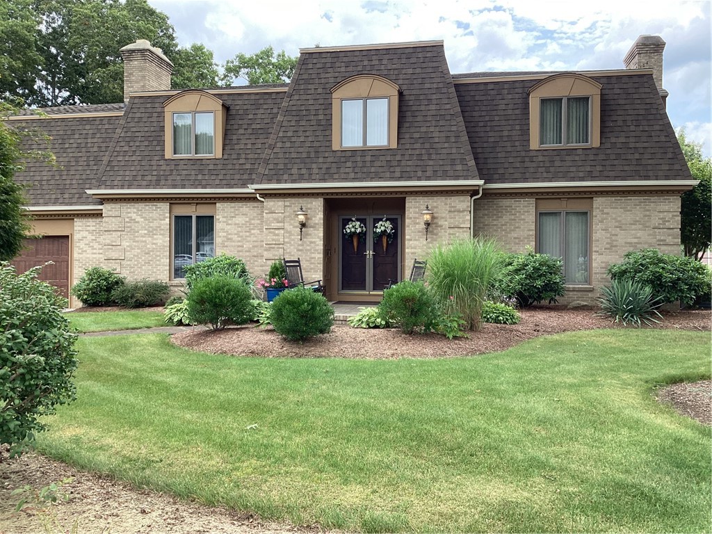 Photo 4 of 48 of 30 Beechnut Drive house