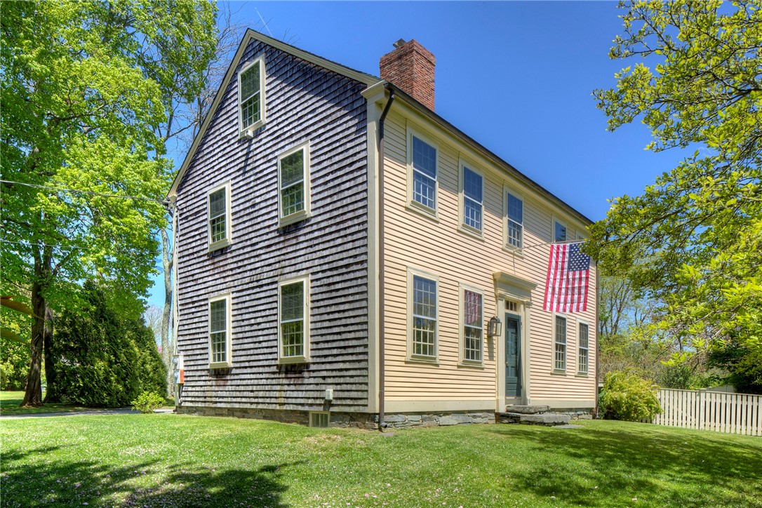 Photo 1 of 47 of 98 Locust Avenue house