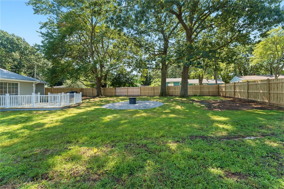 Photo 6 of 26 of 6 Keeley Avenue house