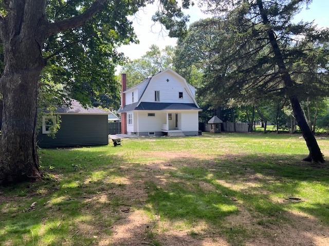 Photo 8 of 24 of 122 Carolyn Street house