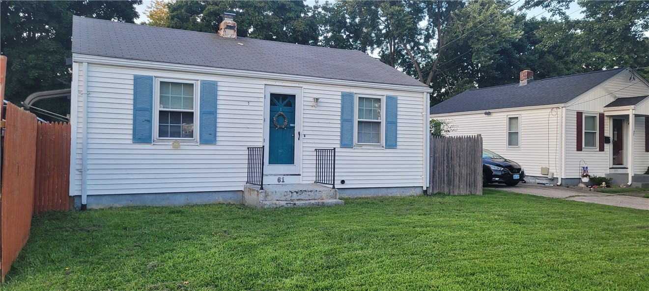 Photo 2 of 5 of 61 Easton Avenue house