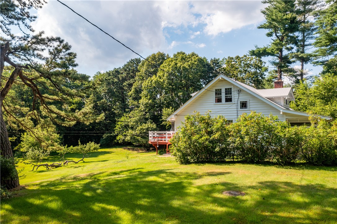 Photo 8 of 44 of 261 Hardig Road house