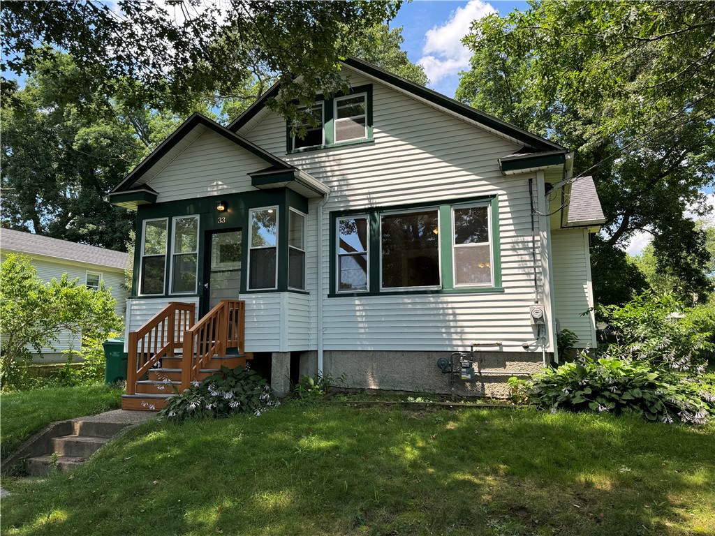 Photo 1 of 26 of 33 Birchwood Avenue house