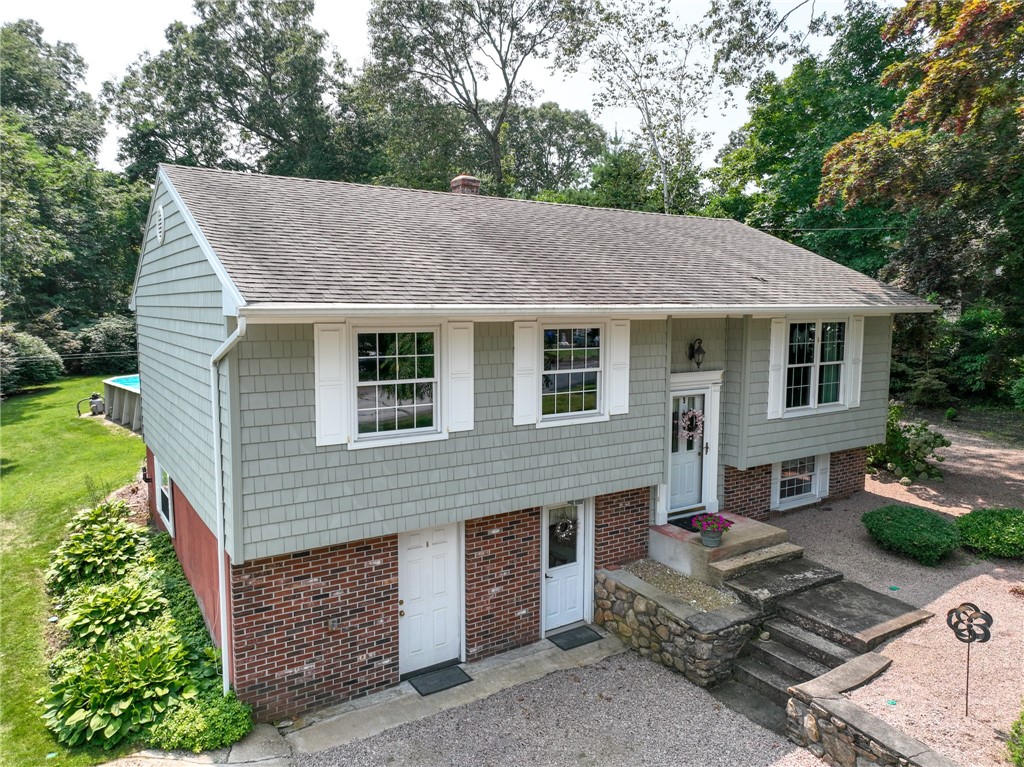 Photo 1 of 28 of 9 Branberry Drive house