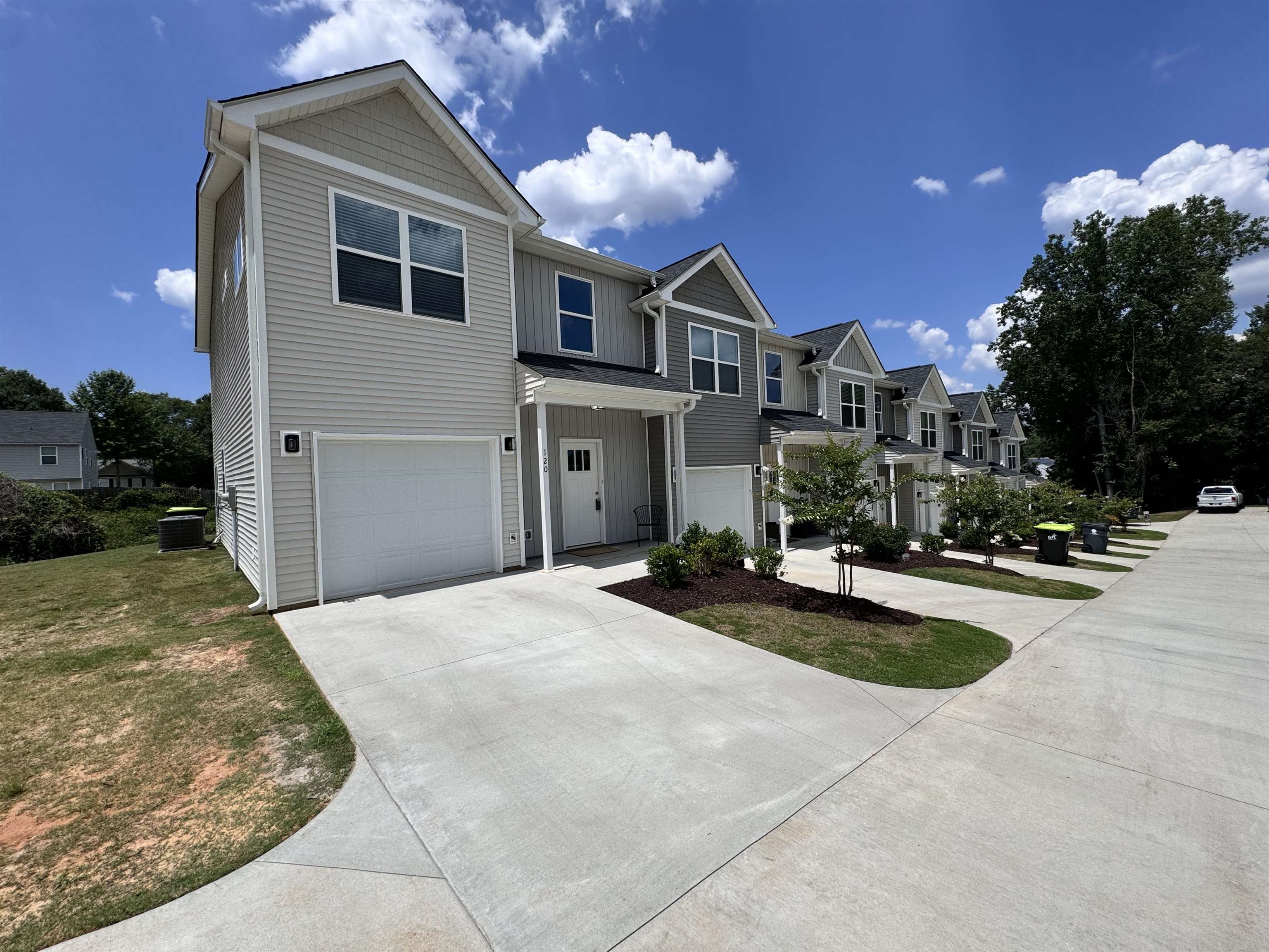 Photo 1 of 17 of 120 Cannon townhome