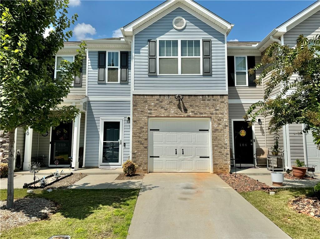 Photo 1 of 18 of 108 Southridge Court townhome