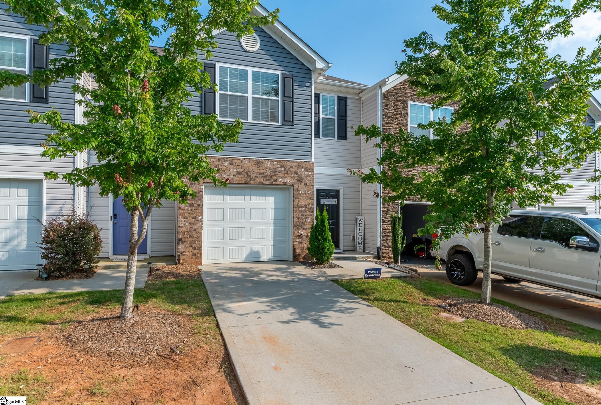 Photo 2 of 22 of 117 Northridge Court townhome