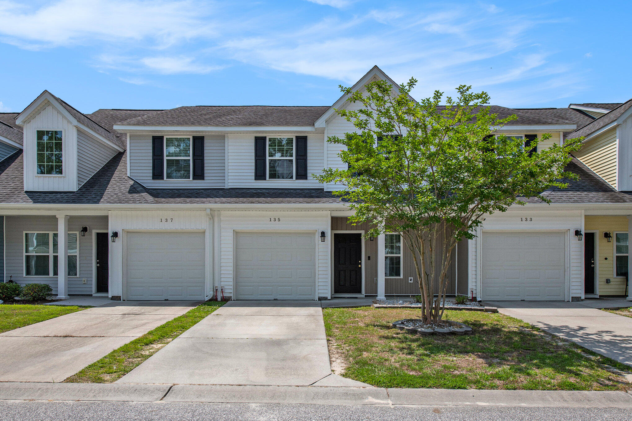 Photo 4 of 37 of 135 Buchanan Circle townhome