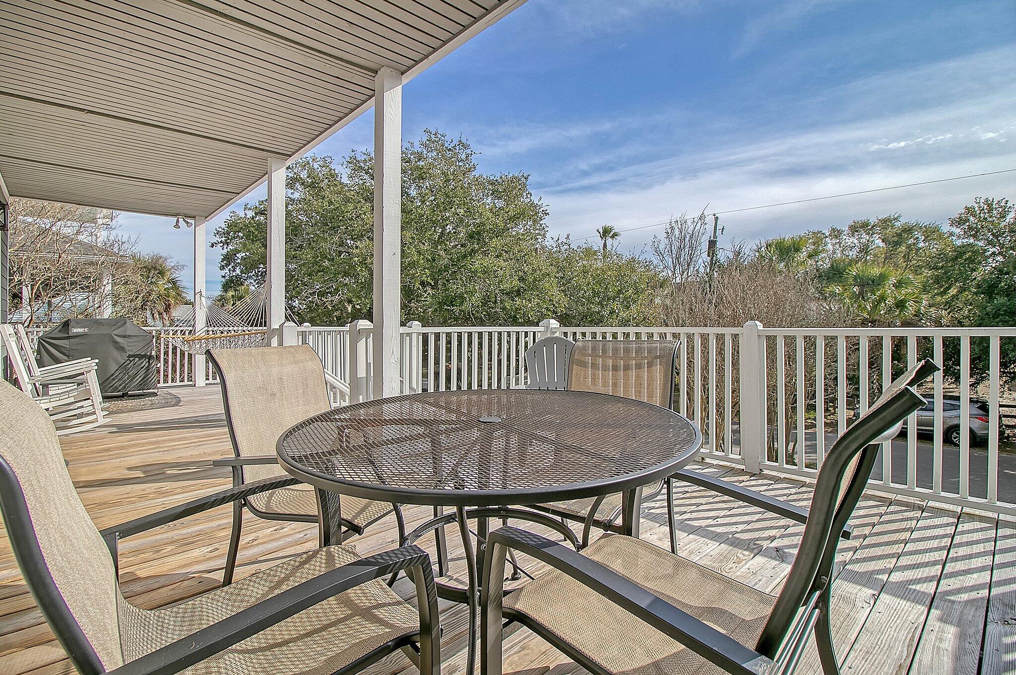 Photo 6 of 26 of 209 Charleston Boulevard house