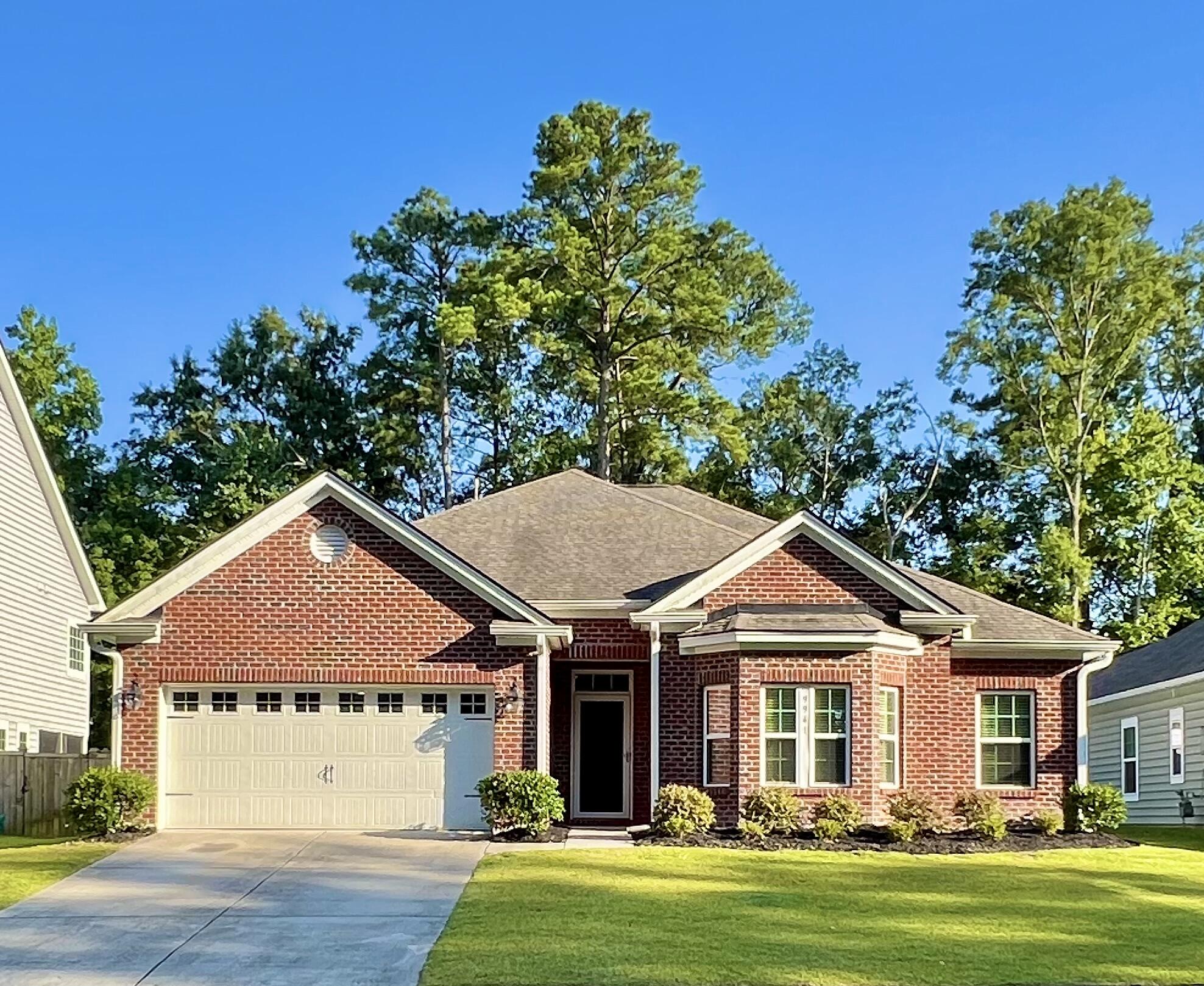 Photo 1 of 43 of 9941 Honeylocust Lane house