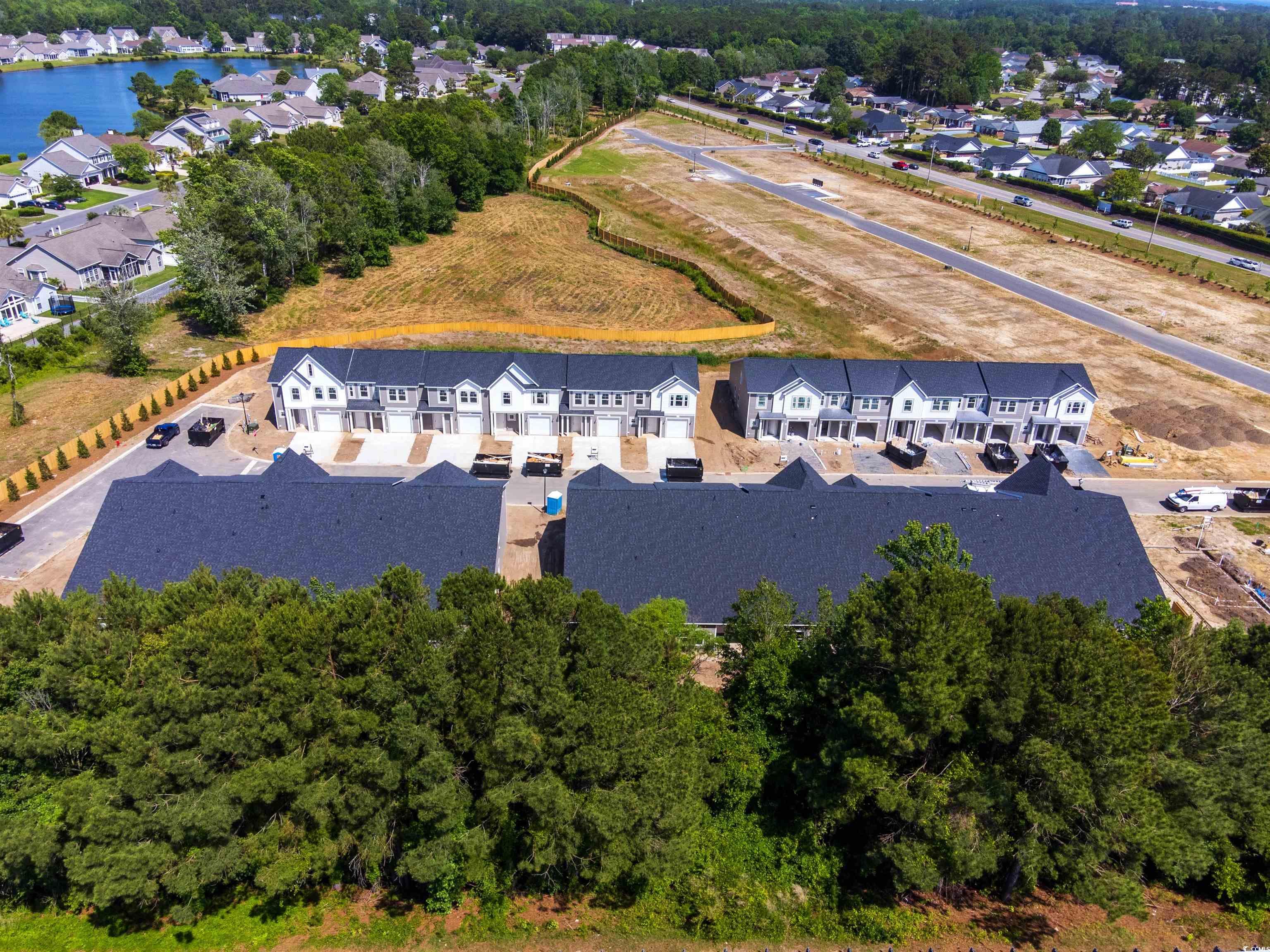 Photo 6 of 28 of 261 Sandridgebury Dr. 61 townhome