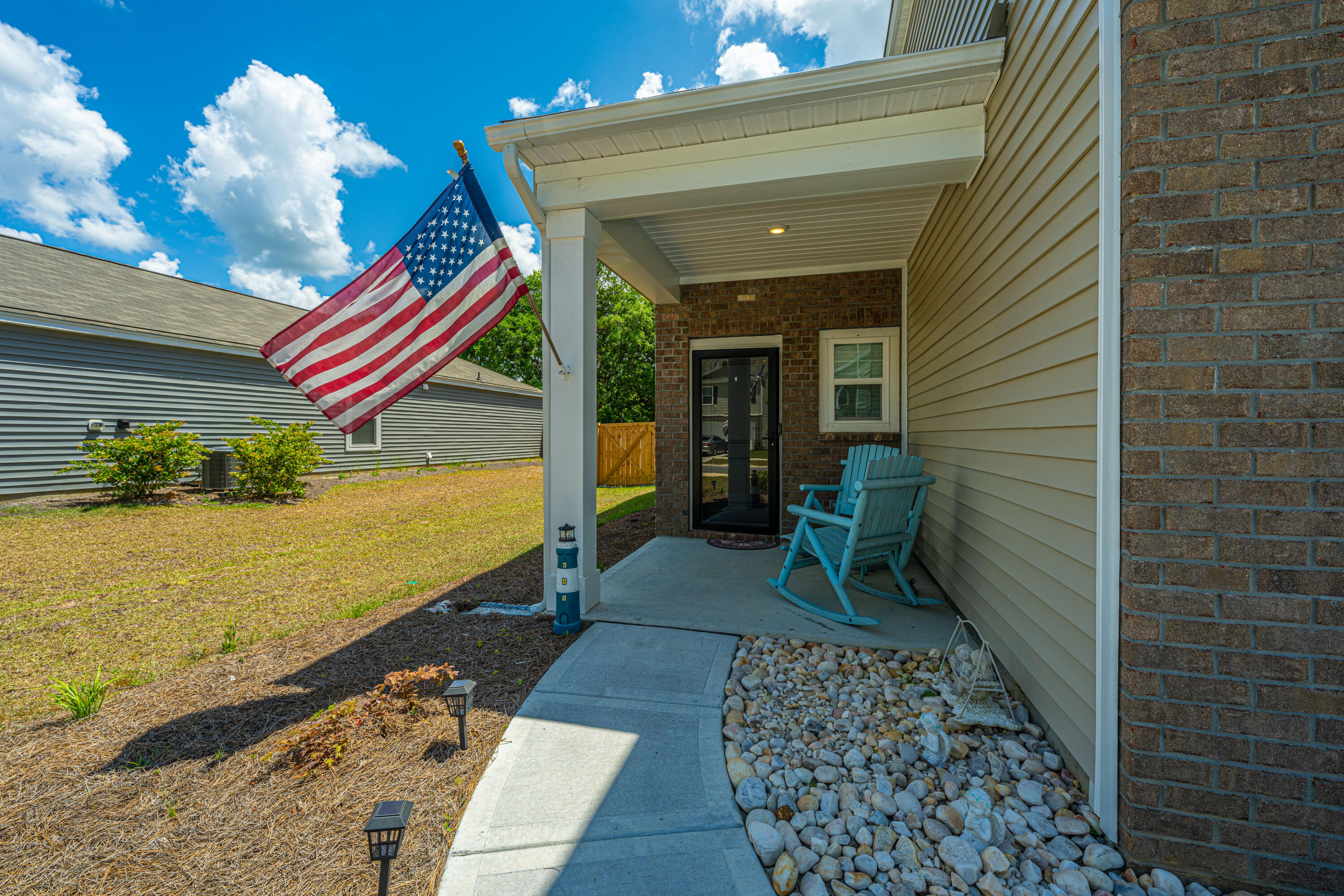 Photo 2 of 30 of 606 Red Mulberry Road house