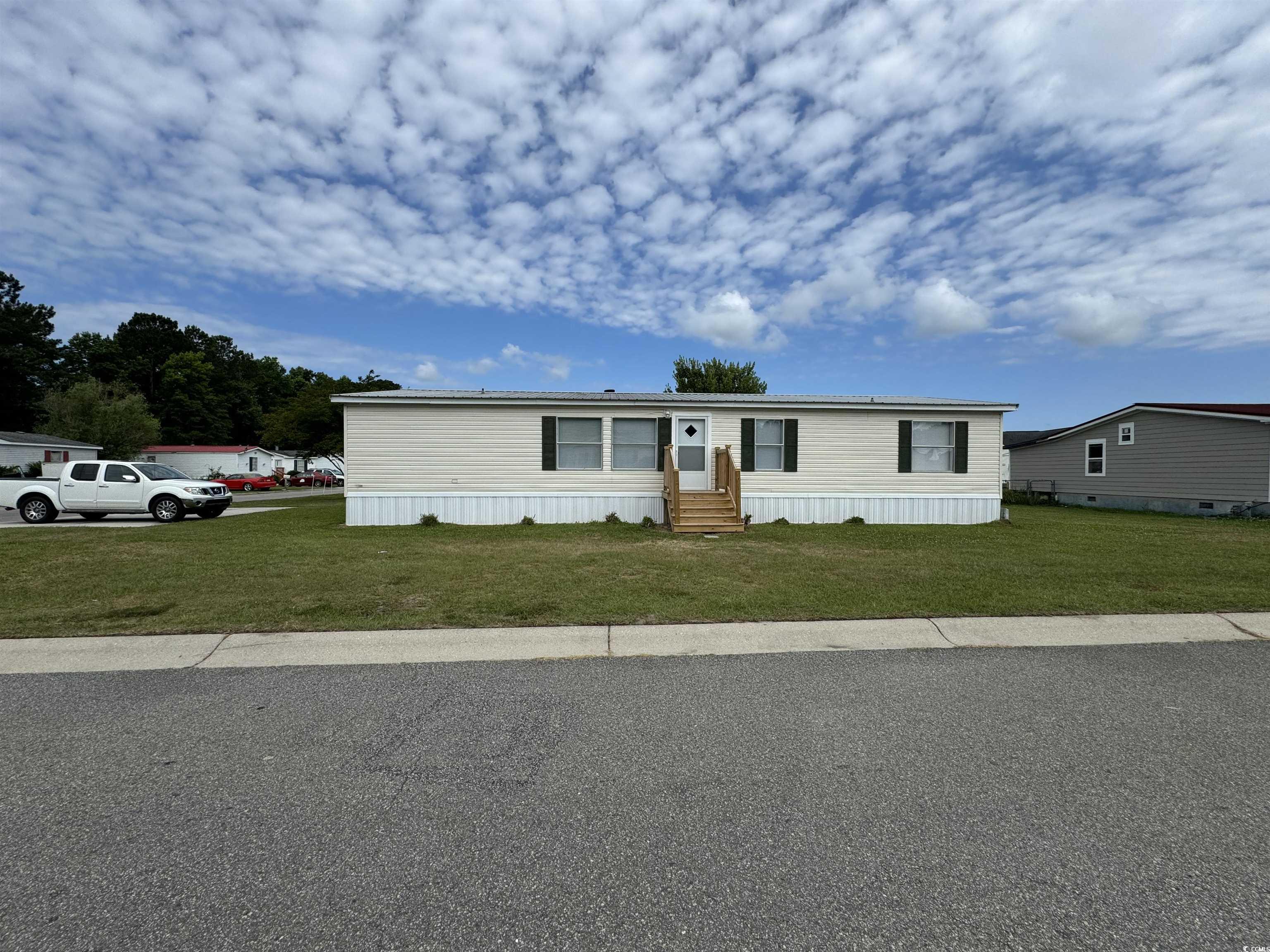 Photo 1 of 25 of 8674 Laurel Woods Dr. mobile home