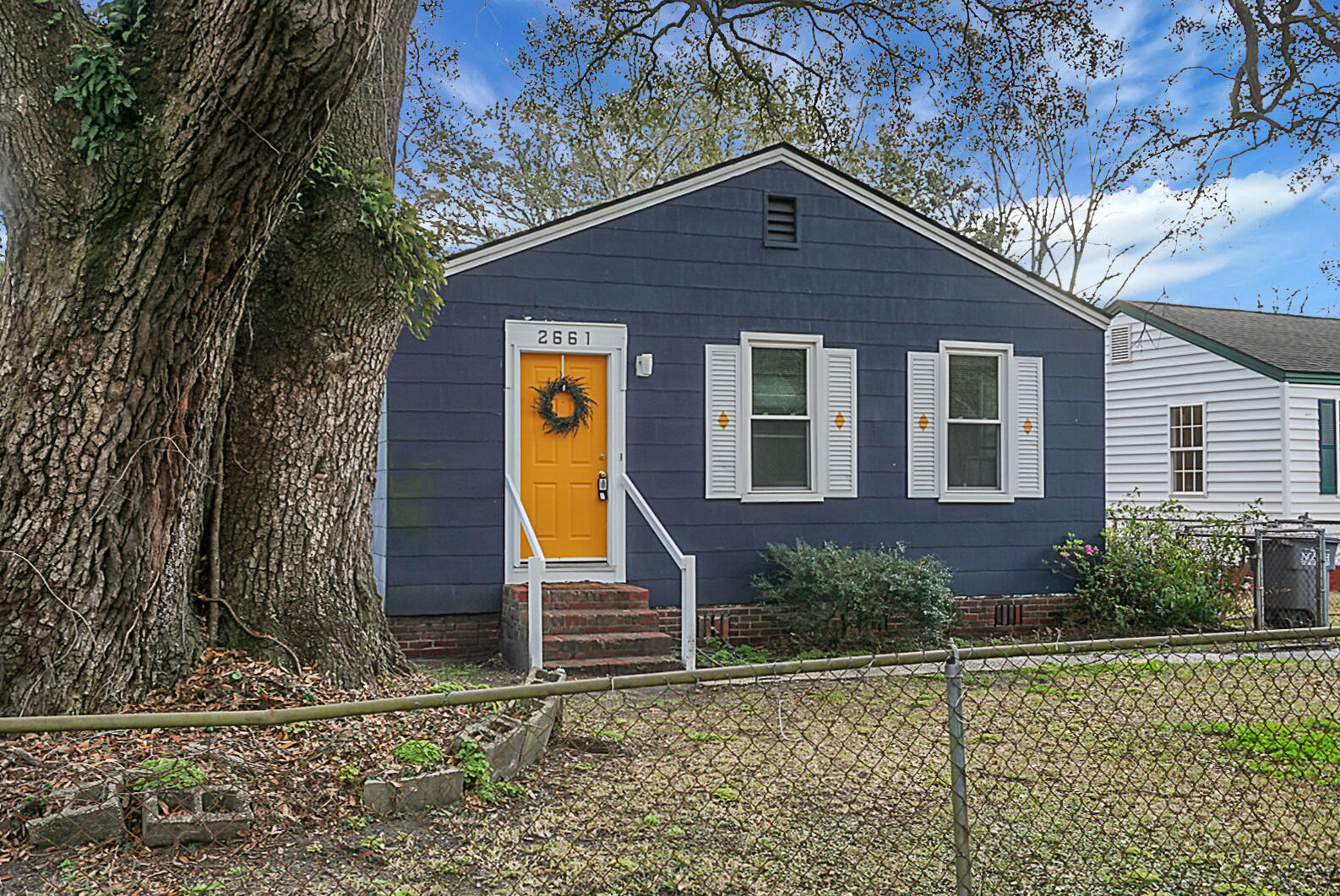 Photo 3 of 26 of 2661 Poplin Avenue house