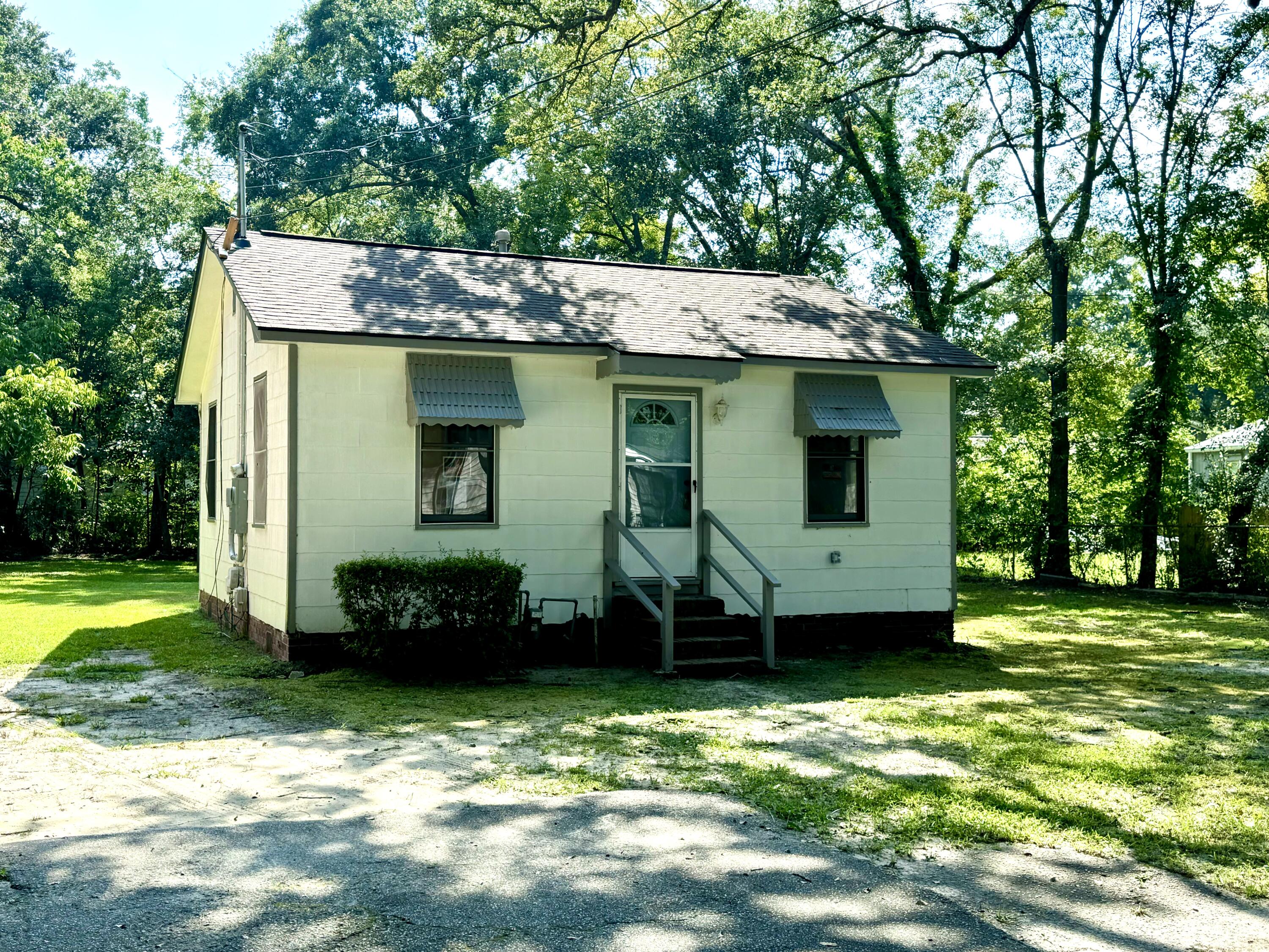 Photo 15 of 15 of 4030 Gary Drive house