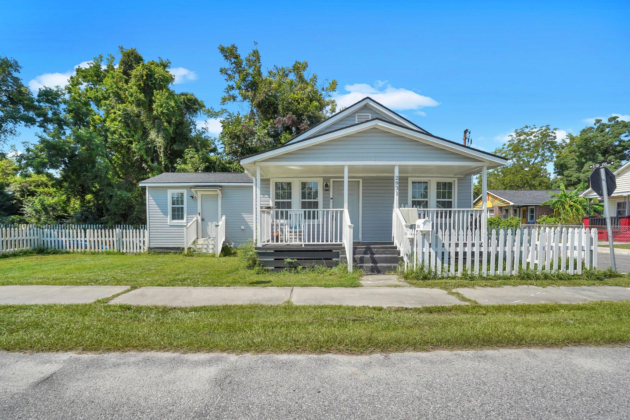 Photo 1 of 26 of 2931 Baker Avenue house