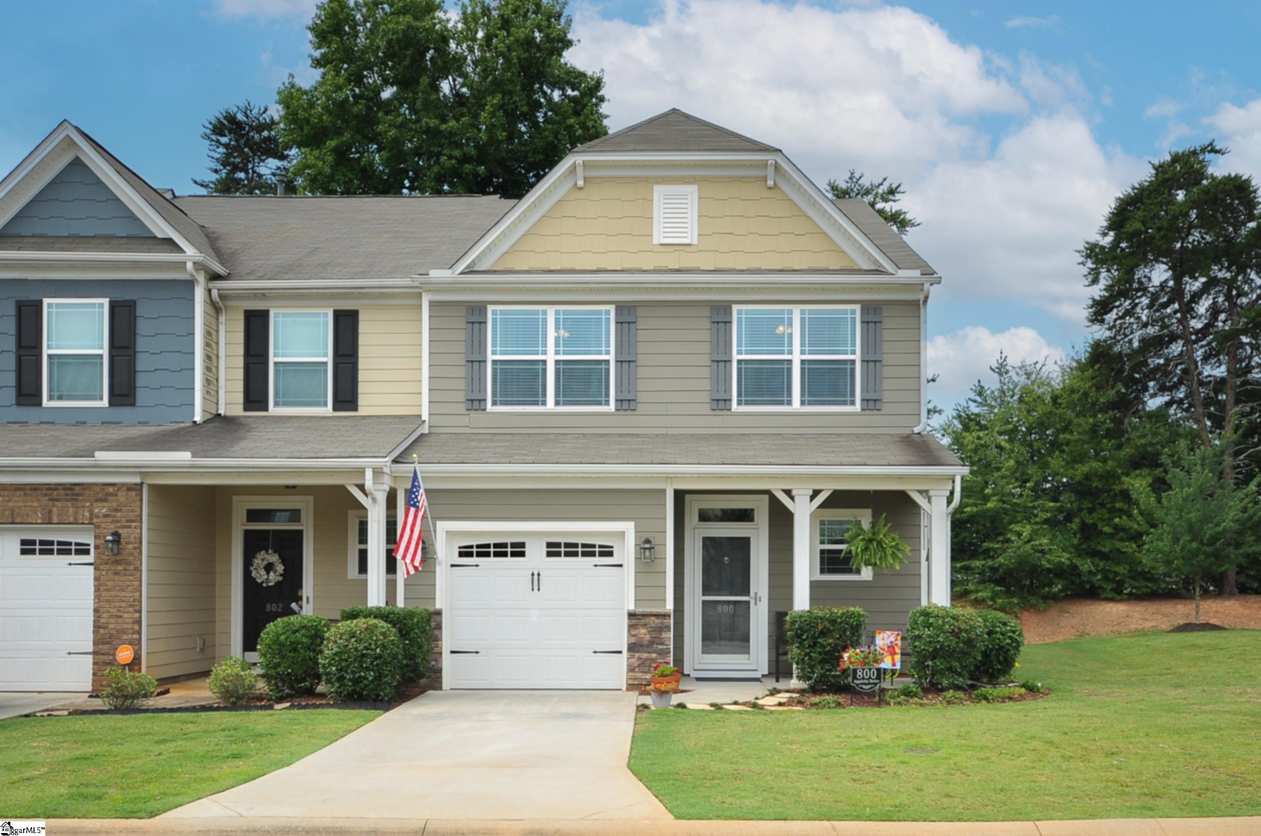 Photo 2 of 33 of 800 Appleby Drive townhome