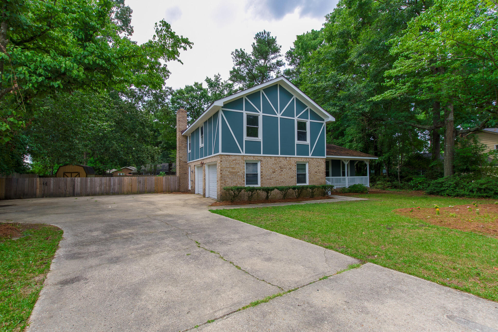 Photo 1 of 40 of 210 Foxcroft Lane house