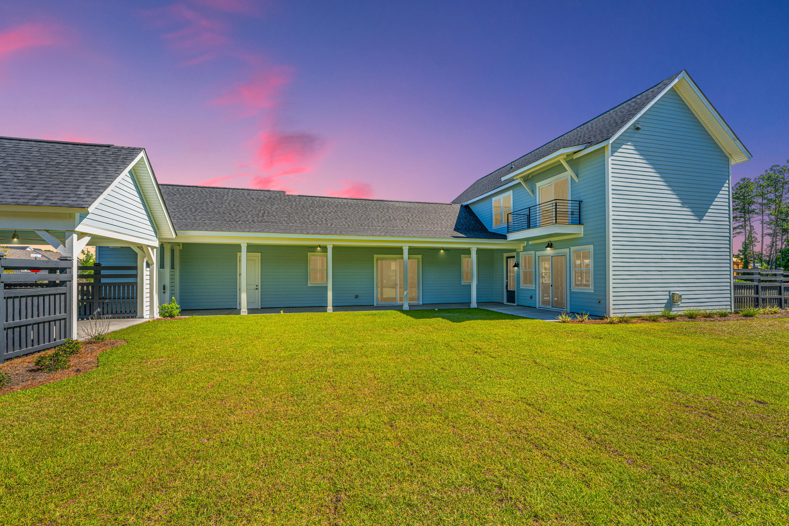 Photo 4 of 17 of 305 Calm Breeze Alley house