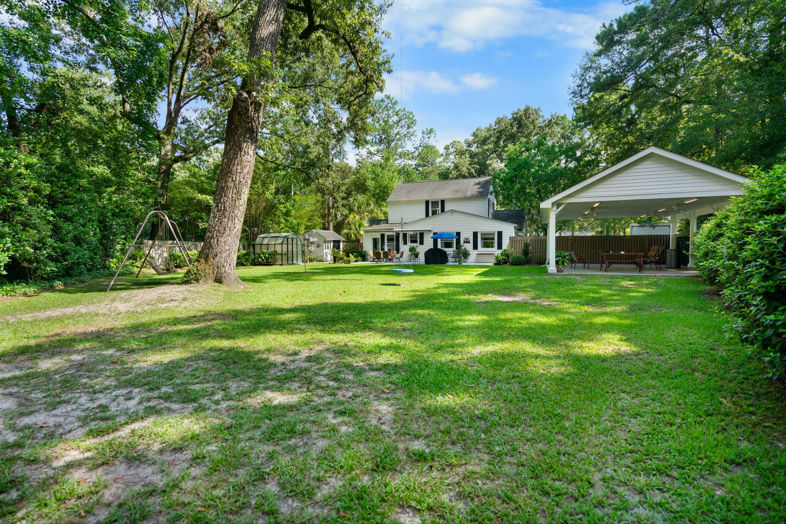 Photo 16 of 60 of 109 Pine Grove Avenue house