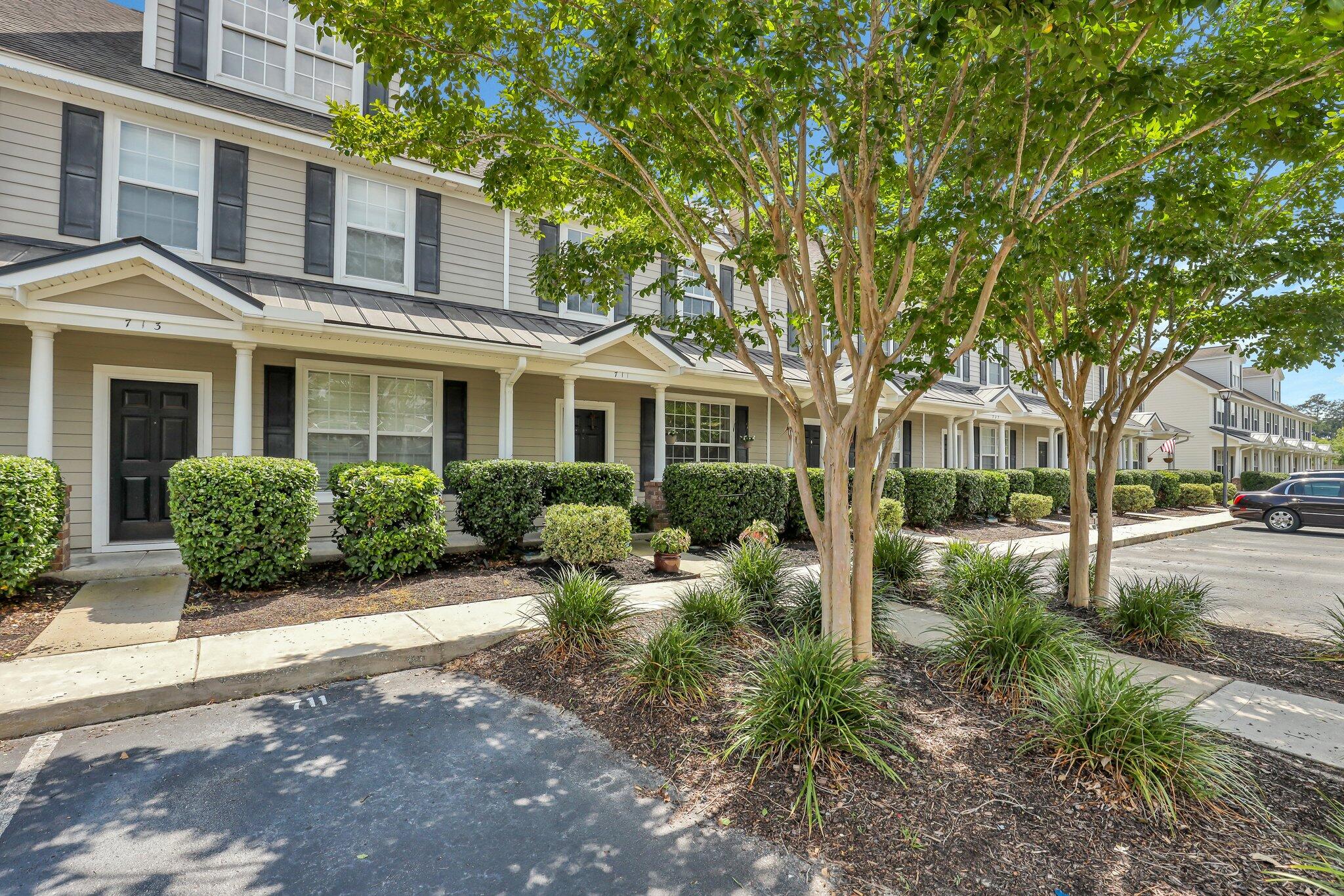 Photo 2 of 39 of 711 Hemingway Circle townhome