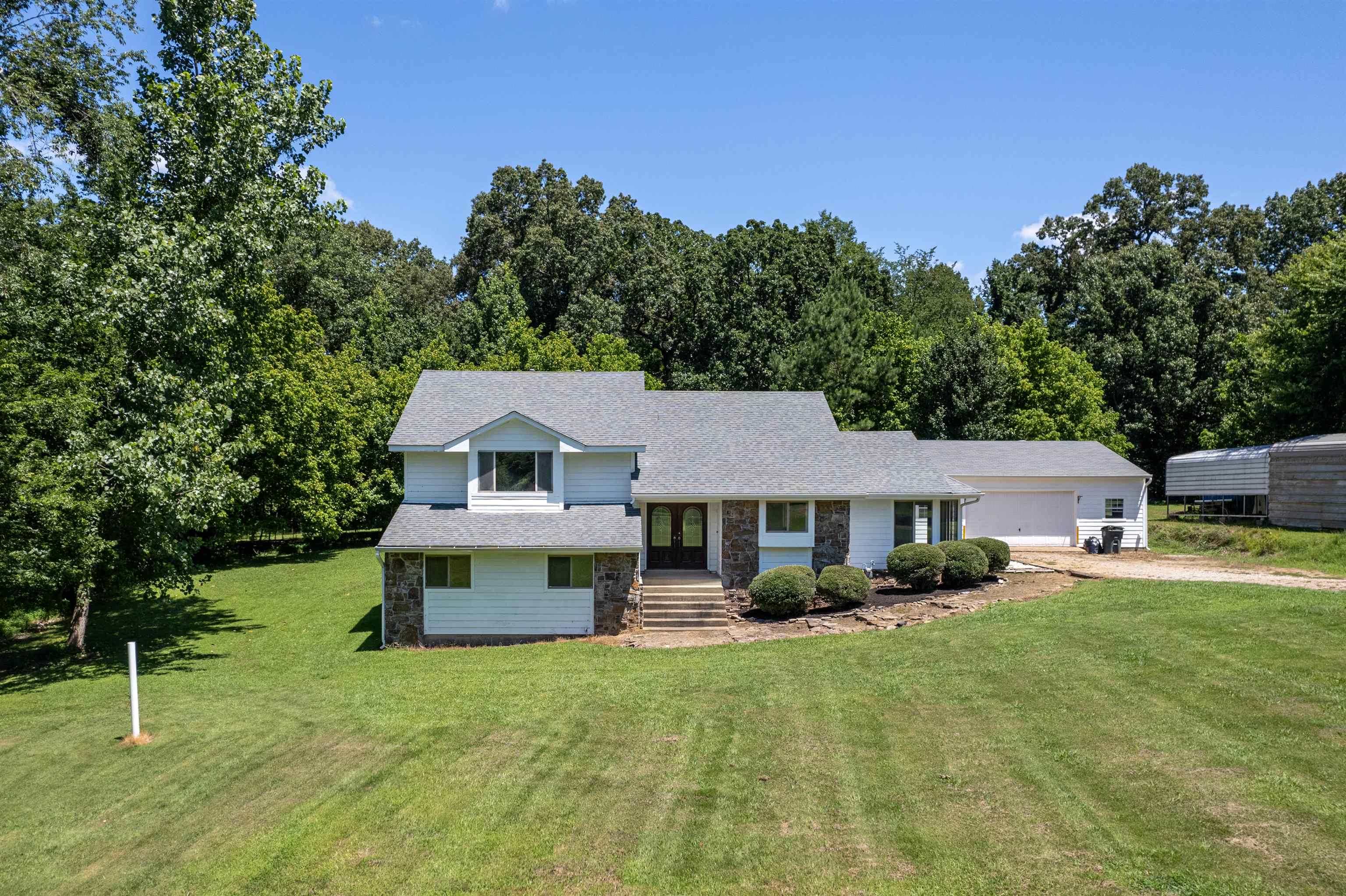 Photo 1 of 40 of 7410 S SHADOWLAWN RD house