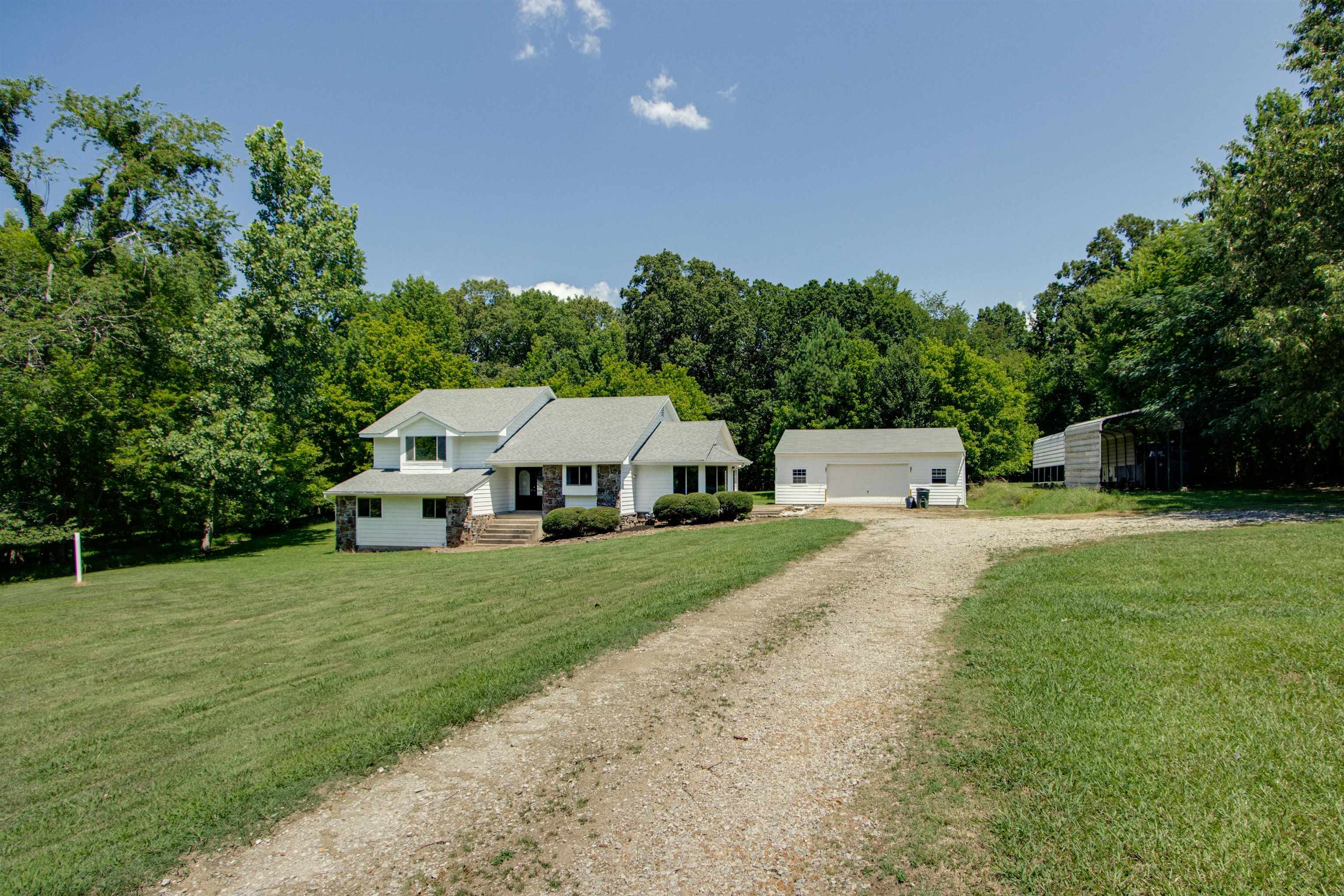 Photo 33 of 40 of 7410 S SHADOWLAWN RD house