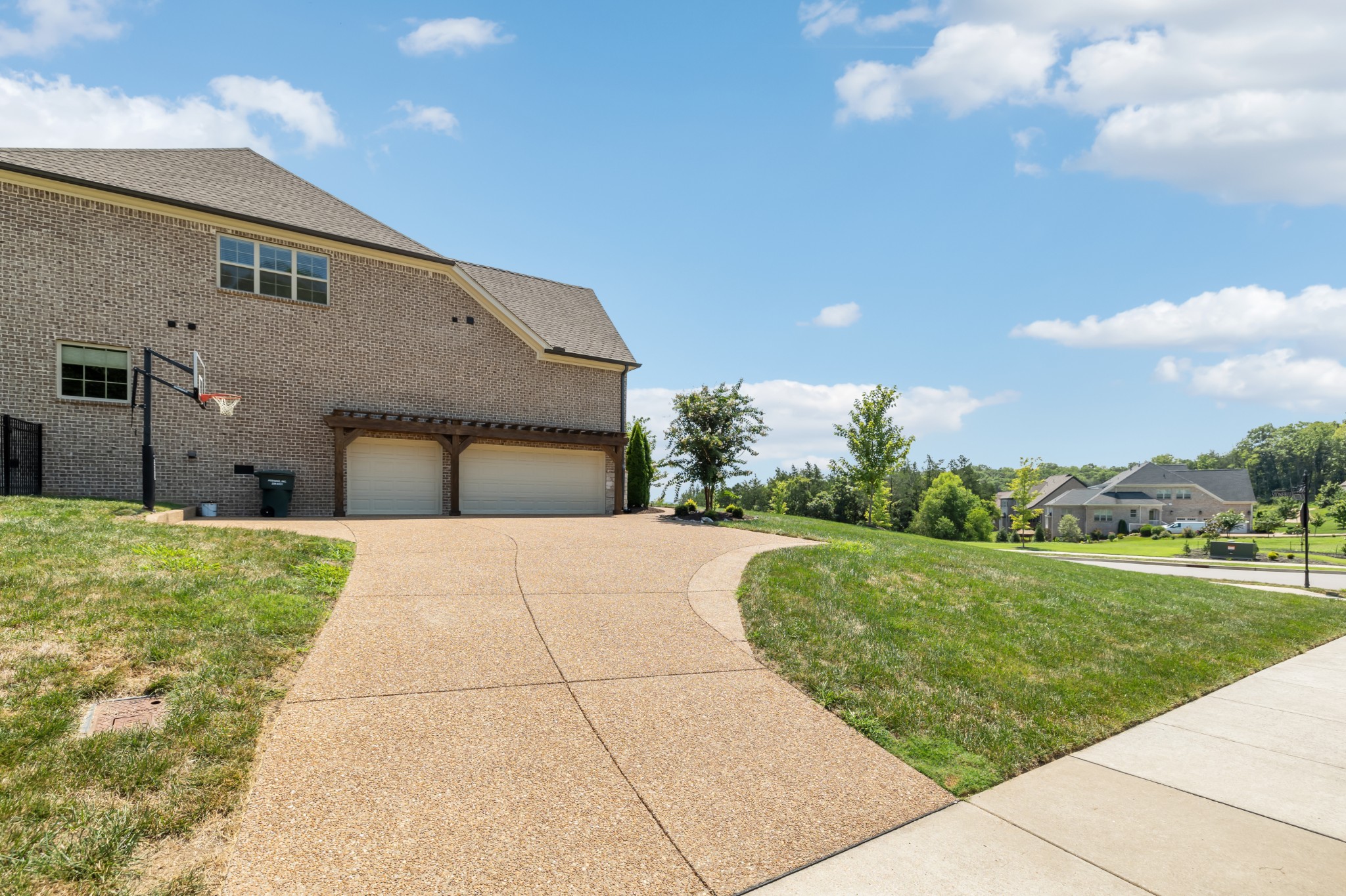 Photo 40 of 50 of 9600 Stonebluff Dr house