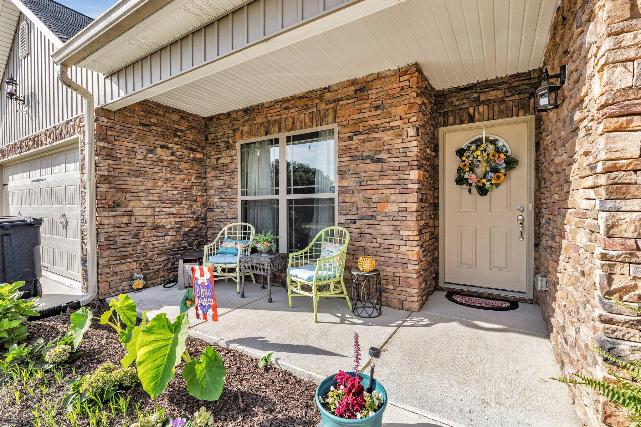 Photo 4 of 22 of 6818 Satya Way 6 townhome