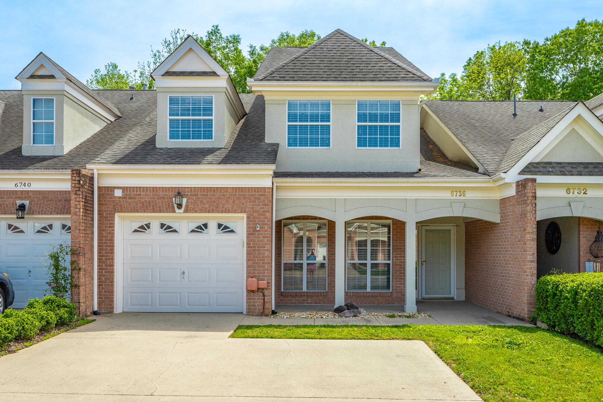 Photo 1 of 59 of 6736 Willow Brook Dr townhome