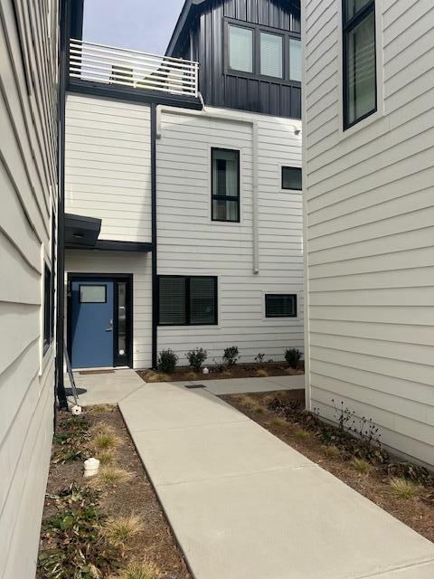 Photo 1 of 25 of 1516 Adams St #114 townhome