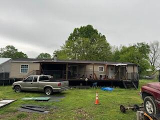 Photo 5 of 22 of 1509 E 49th St mobile home