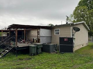 Photo 6 of 22 of 1509 E 49th St mobile home