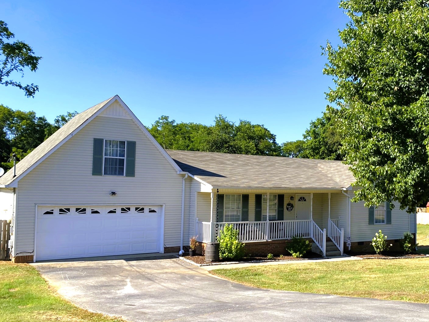 Photo 1 of 1 of 3005 Glenstone Dr house