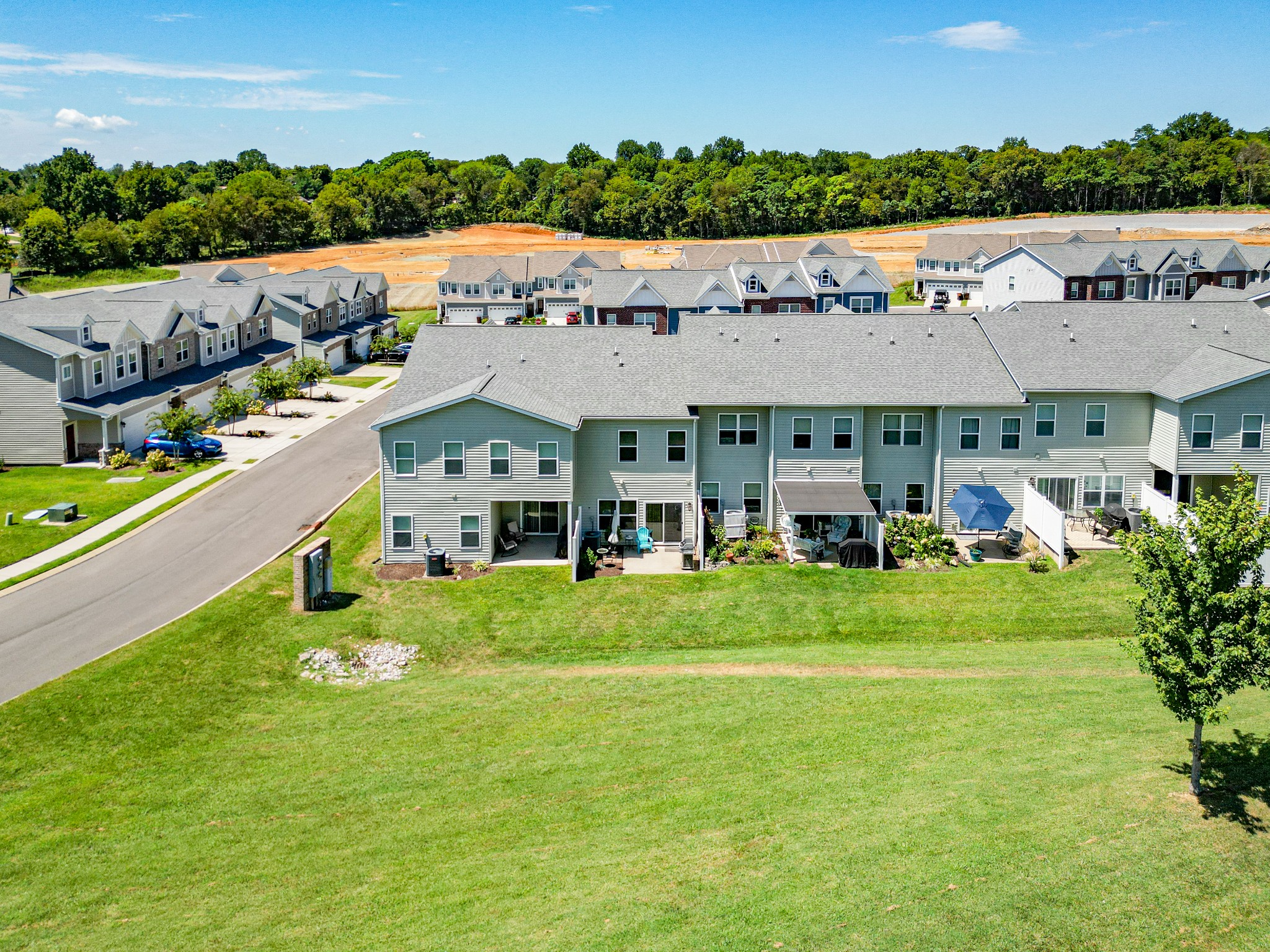 Photo 42 of 44 of 2221 Drone Way townhome