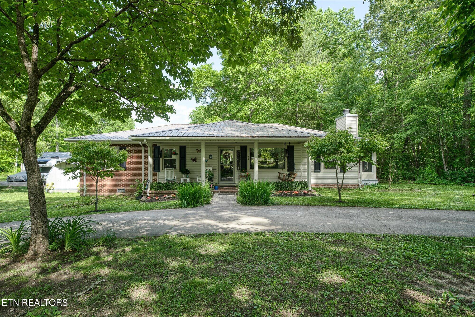 Photo 1 of 41 of 303 Old Pomona Rd Rd house